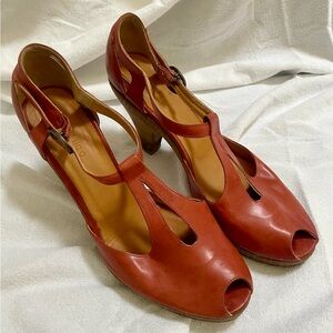 Colclico handmade leather sandals with wooden heel